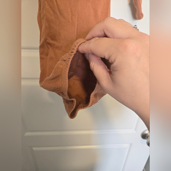 Carters newborn shirt wrap - Picture 2 of 3